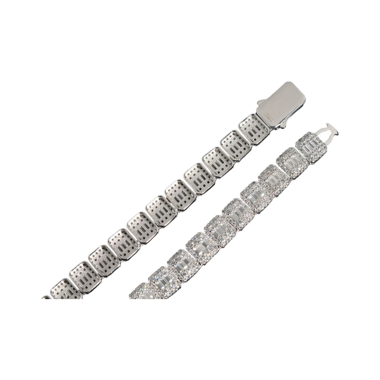 HALO BAGUETTE NECKLACE